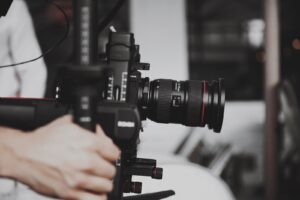 Fotografowanie budowli historycznych: jak oddać ich piękno i ducha?